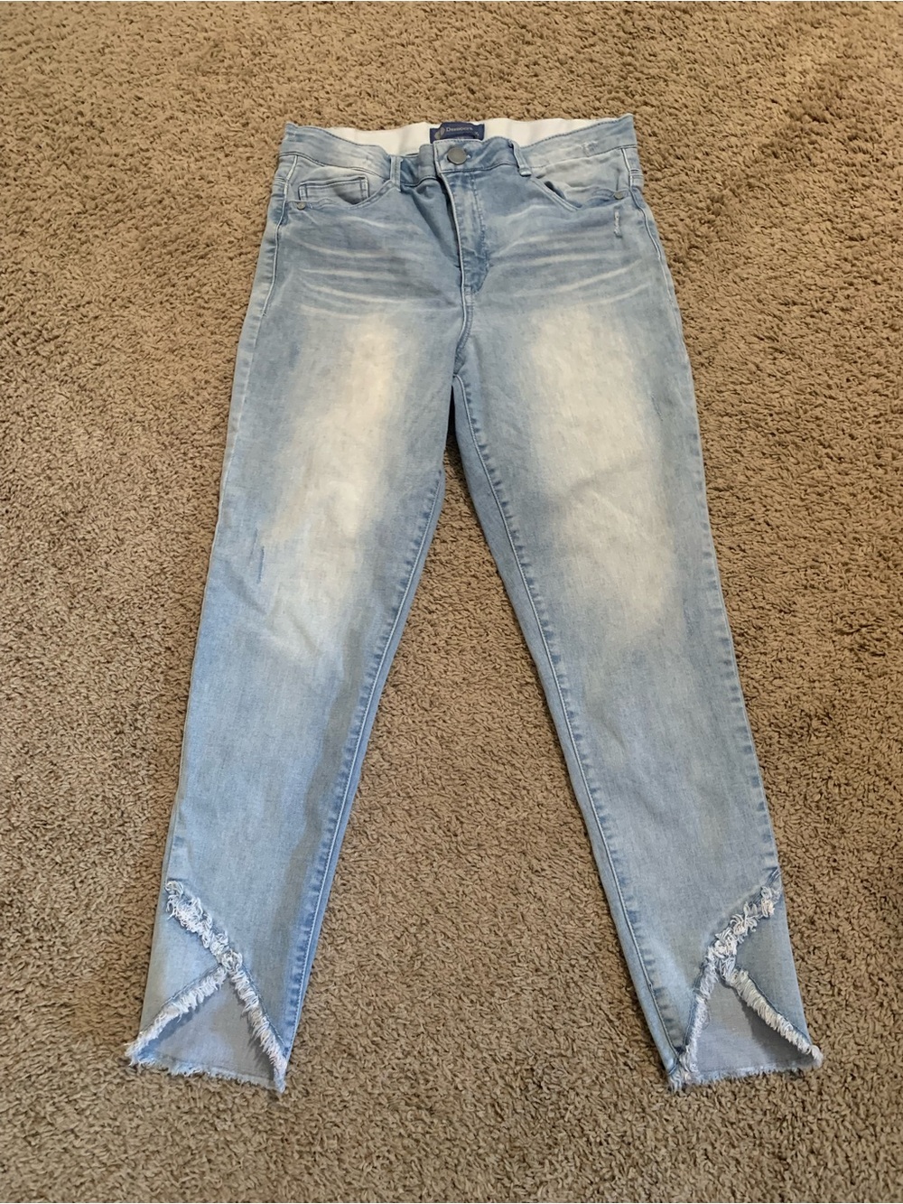 Democracy Light Wash Raw Hem Jeans READ MEASUREMENTS